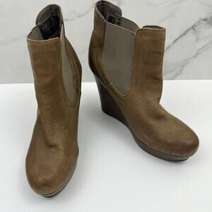 Seychelles Women's Leather Wedge Chelsea Bootie Boot Brown Size 9.5